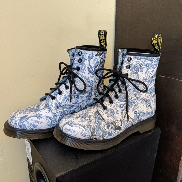 doc martens toile